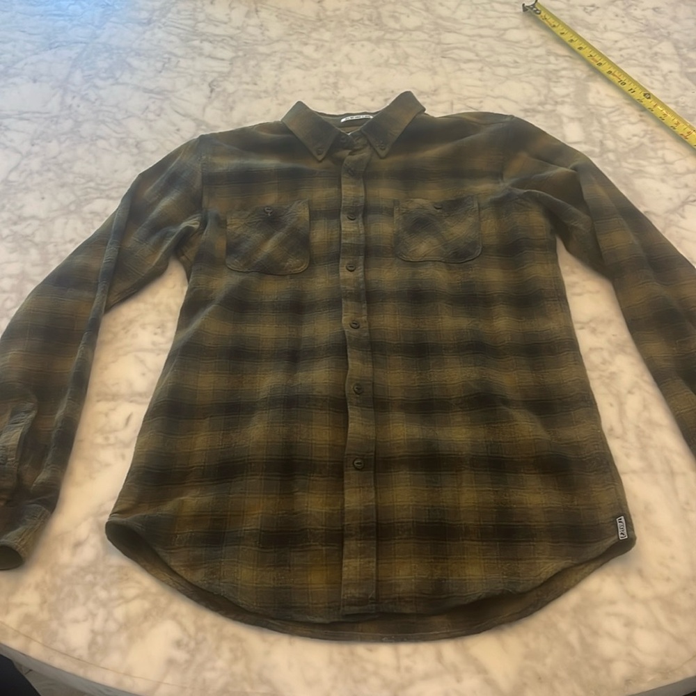 Cool Ezekiel Slim fit flannel size large great condition barely use